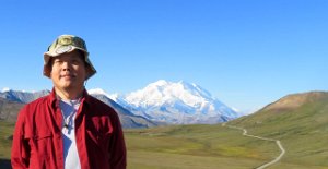 IMG 0450  Winston, Denali, Stony Hill Overlook, Denali National Park