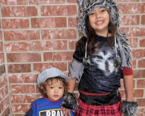 IMG_0797 Phelan and Megan's 2017 Halloween Costumes