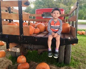 IMG_4628 at the Pumpkin Patch