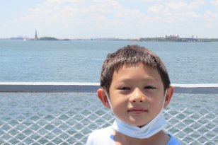 IMG_2234 Libery and Ellis islands from Battery Park, New York, NY