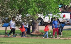 IMG_9397 Picking up trash, Evelyn Meador Library, Seabrook, TX